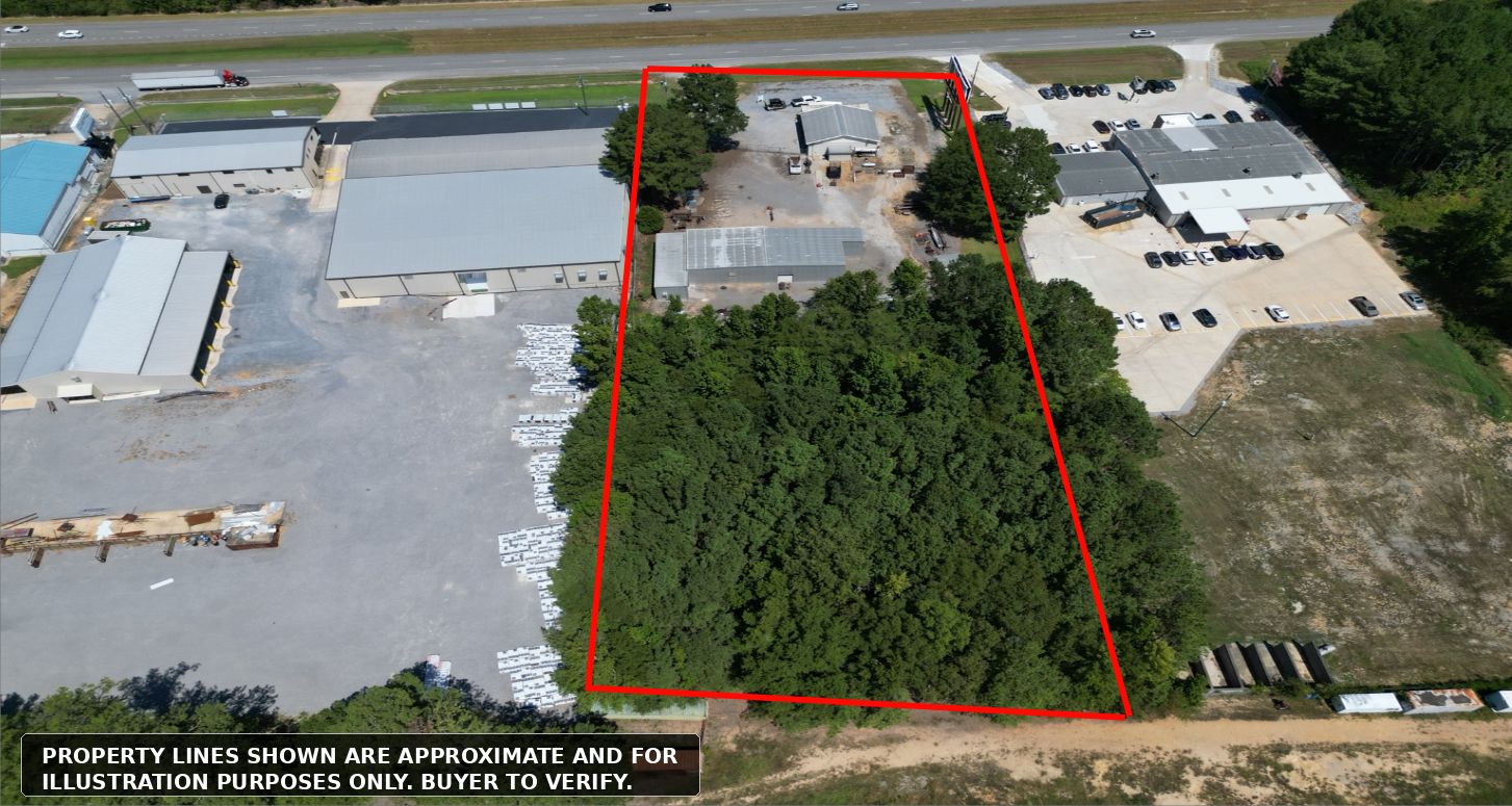 Approximate property boundary and full-site aerial.